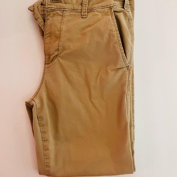Men’s Hollister Khaki pant - Picture 1 of 4